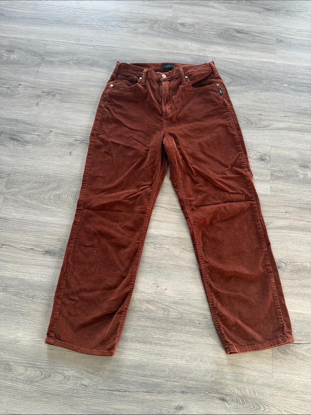 Silver jeans highly desired Rust Corduroy Straight-Leg Pants size 30